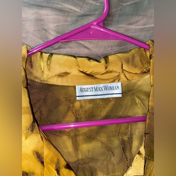 EUC August Max shirt - Picture 3 of 6